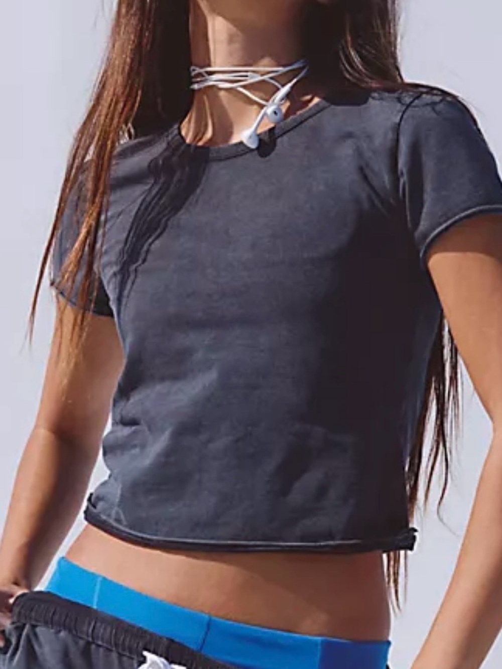 Hot Shot City Set
2 Piece set Wide-Leg Women's Pants in blue. Adorable Crop top - Picture 4 of 7